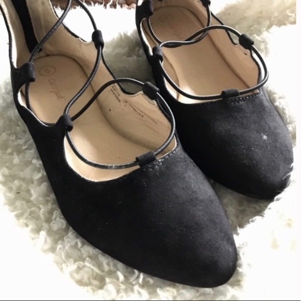 🚫Sold. Black criss cross lace up ballerina flats - Picture 2 of 5